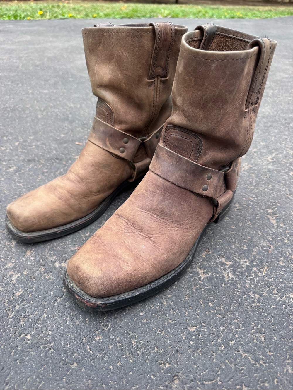 Men's Frye Harness 8R Boots